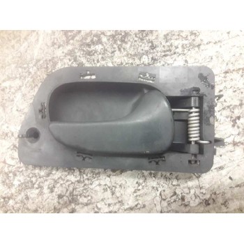 Recambio de maneta interior trasera derecha para renault laguna (b56) 1.6 referencia OEM IAM 7700841897J 7700823285N 92000011L