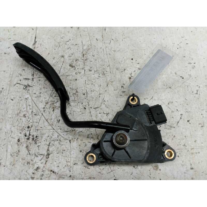 Recambio de potenciometro pedal para renault megane ii berlina 5p dynamique referencia OEM IAM 8200153268  