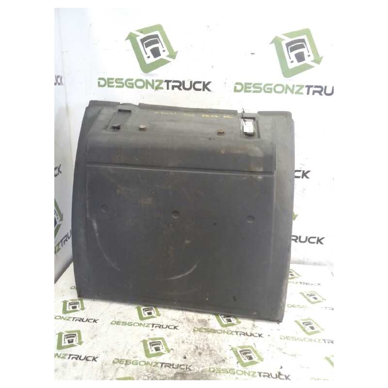 Recambio de guardabarros trasero izquierdo para man tgx 18.xxx fg / 4x2 bl xl referencia OEM IAM  DELANTERO 