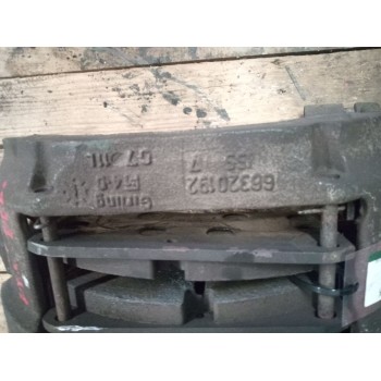 Recambio de pinza freno delantera derecha para nissan trucks atleon 165 referencia OEM IAM 68320192  GIRLING