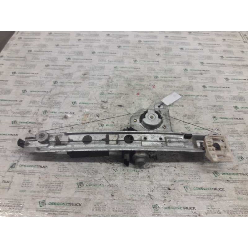 Recambio de elevalunas trasero izquierdo para renault megane ii classic berlina 1.5 dci diesel referencia OEM IAM 440726F 6 PINS 3