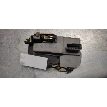 Recambio de cerradura puerta delantera izquierda para peugeot 206 berlina xs referencia OEM IAM  6 PINS 