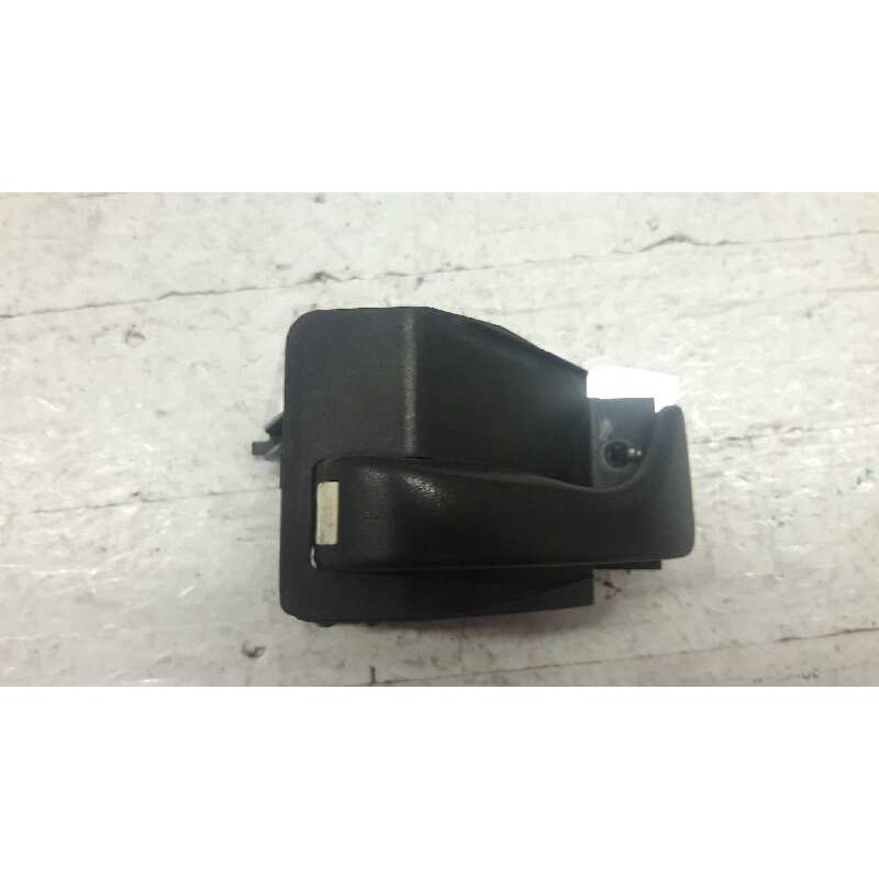 Recambio de maneta interior trasera izquierda para ford fiesta berl./courier surf referencia OEM IAM 89FBA22601AA  