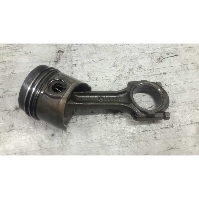 Recambio de piston para mitsubishi galloper (hyundai) 2.5 turbodiesel referencia OEM IAM   