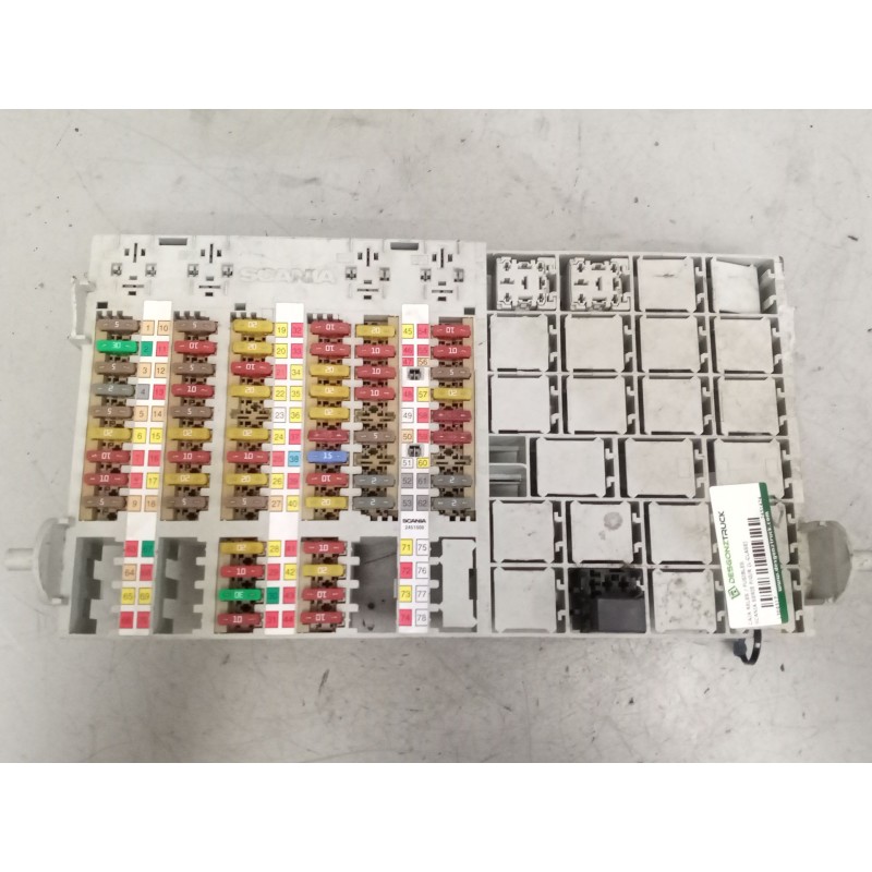 Recambio de caja reles / fusibles para scania serie p/g/r (l-clase) 12.7 diesel referencia OEM IAM 2451424  