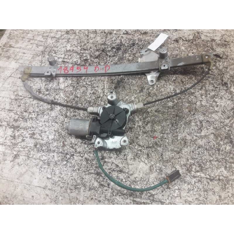 Recambio de elevalunas delantero derecho para nissan almera tino (v10m) referencia OEM IAM 400698T7 2 PINS 3