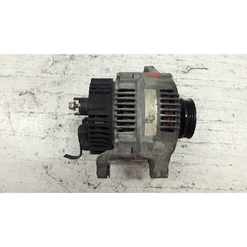 Recambio de alternador para renault megane i classic (la0) 1.4e rn referencia OEM IAM 7700871033  