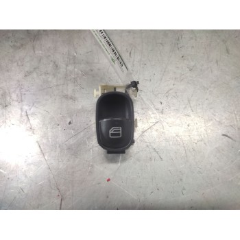 MANDO ELEVALUNAS TRASERO DERECHO A2038200210 