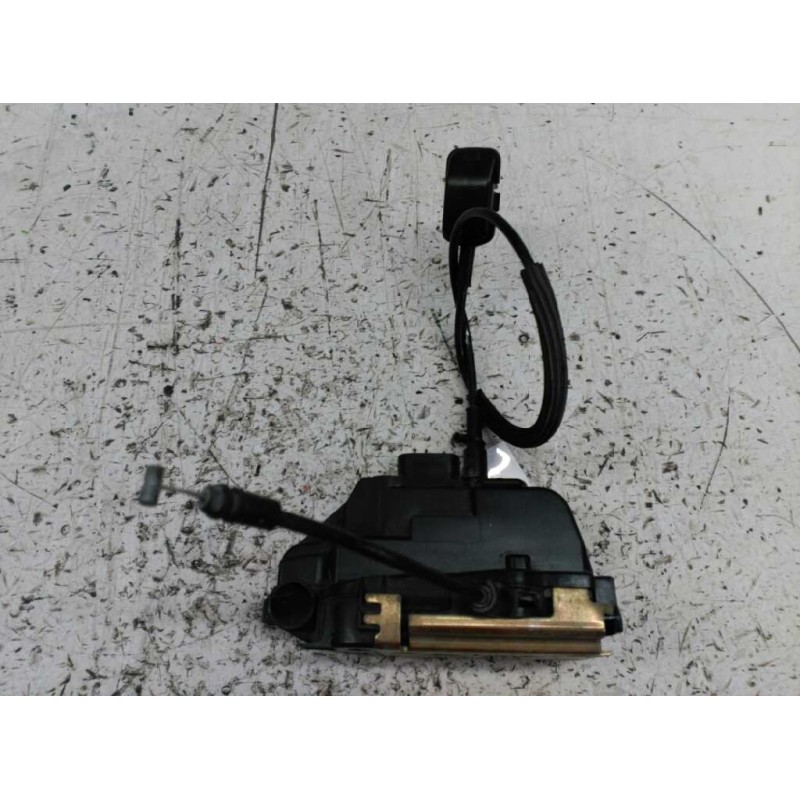 Recambio de cerradura puerta delantera derecha para nissan primera berlina (p12) acenta referencia OEM IAM   