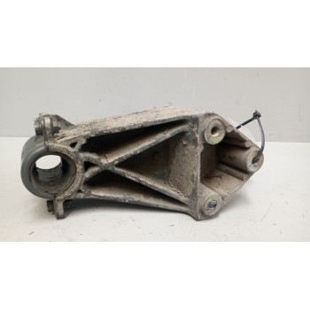 Recambio de soporte guardabarros trasero para daf serie xf105.xxx 12.9 diesel referencia OEM IAM   