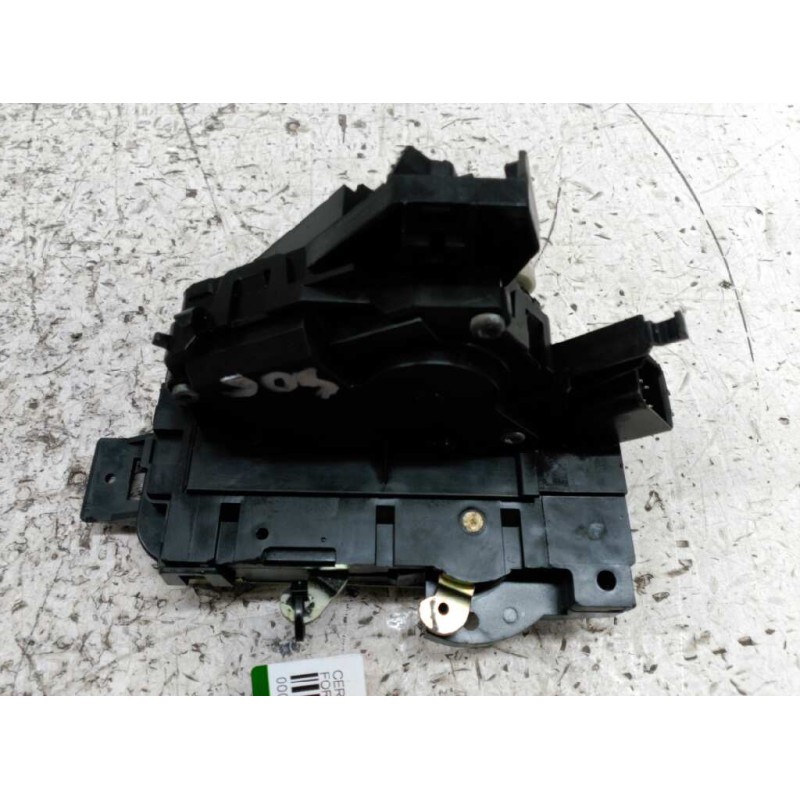 Recambio de cerradura puerta delantera derecha para ford focus berlina (cak) ambiente referencia OEM IAM   