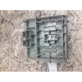 Recambio de caja reles / fusibles para alfa romeo 147 (190) 1.9 jtd 150 q2 referencia OEM IAM   