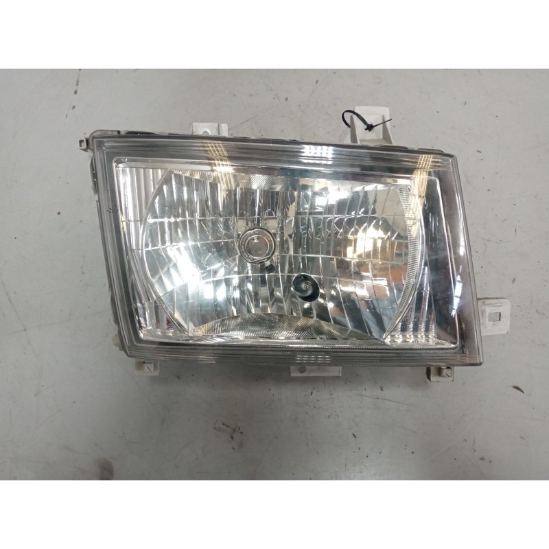 Recambio de faro derecho para mitsubishi canter 3c13 referencia OEM IAM mk581216  