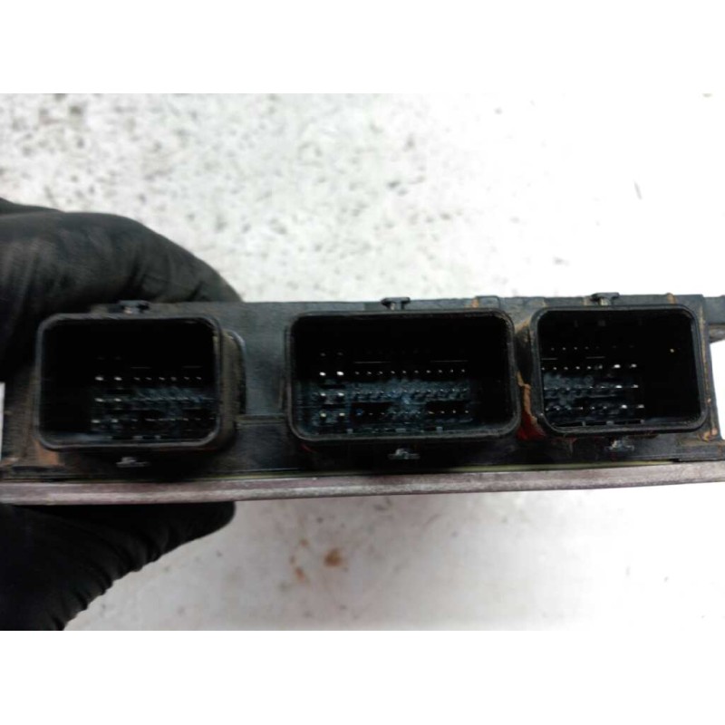 Recambio de centralita motor uce para renault clio iii referencia OEM IAM 8200911560 8200909666 DELPHI 3