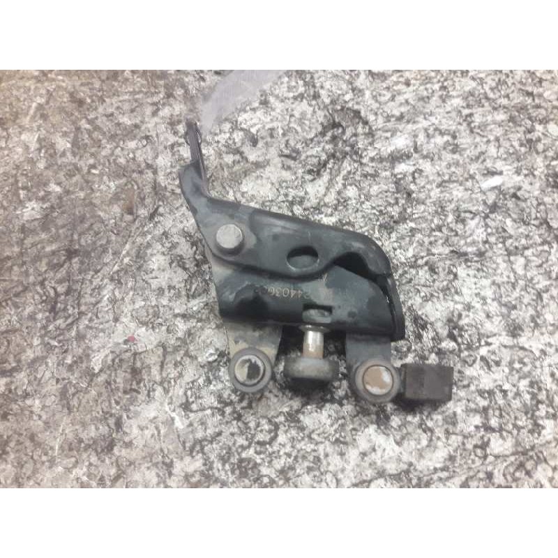 Recambio de bisagra puerta corredera para opel combo (corsa c) familiar referencia OEM IAM 24403082 DERECHA 