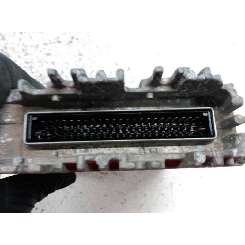 Recambio de centralita motor uce para renault megane i classic (la0) 1.9 dti alize referencia OEM IAM 7700113863 28SA4025 770011 3
