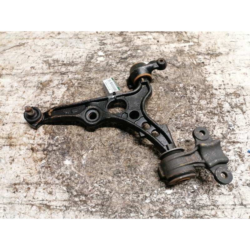 Recambio de brazo suspension inferior delantero izquierdo para fiat scudo (222) 2.0 jtd familiar (5 asientos) referencia OEM IAM - Blanco