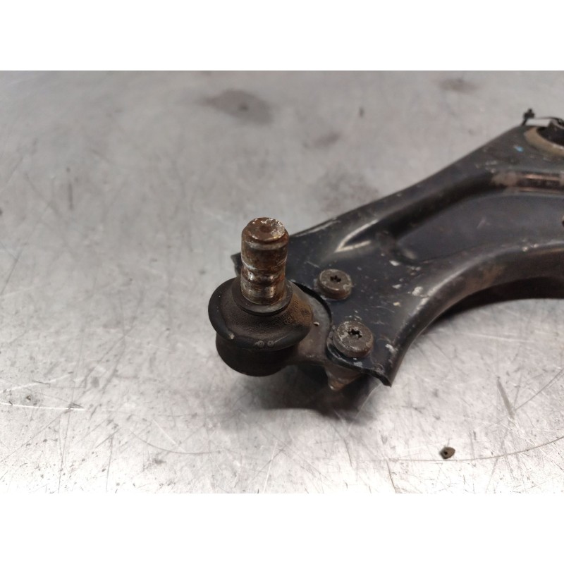 Recambio de brazo suspension inferior delantero izquierdo para citroën c3 lx referencia OEM IAM - Blanco 3