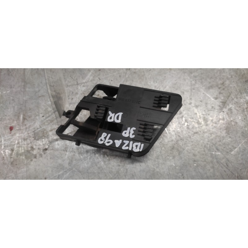Recambio de maneta interior delantera derecha para seat ibiza (6k) básico referencia OEM IAM 6K0837236A 2