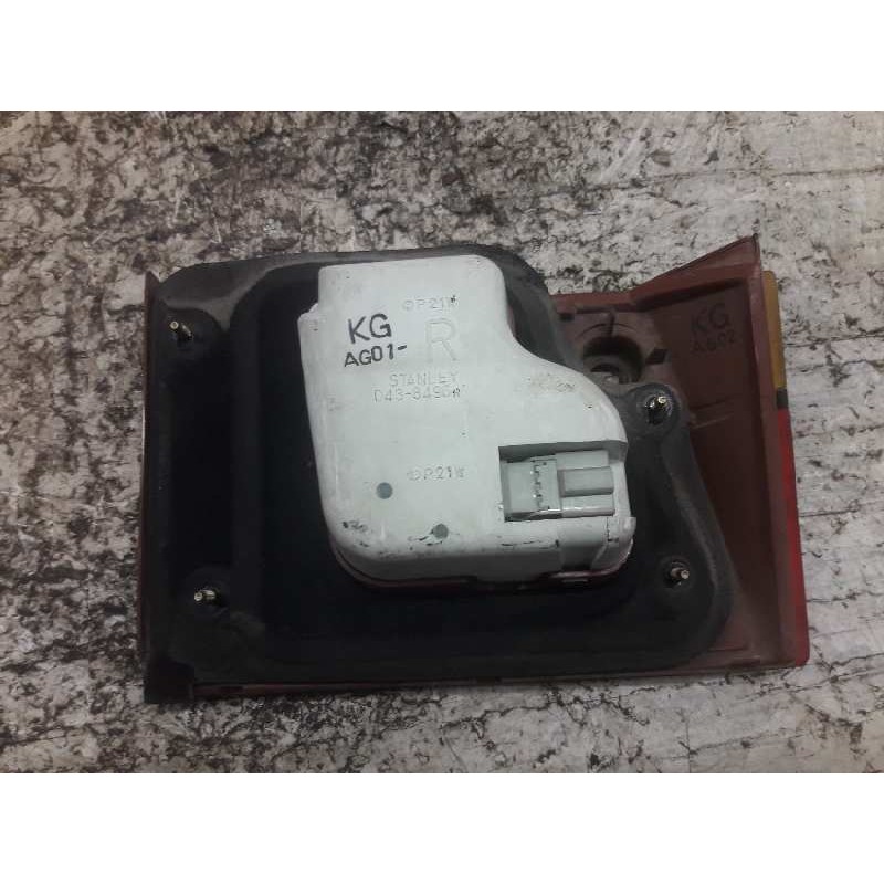 Recambio de piloto trasero derecho para honda accord (cb/cc) 2.0 cat referencia OEM IAM  MALETERO - Blanco 2