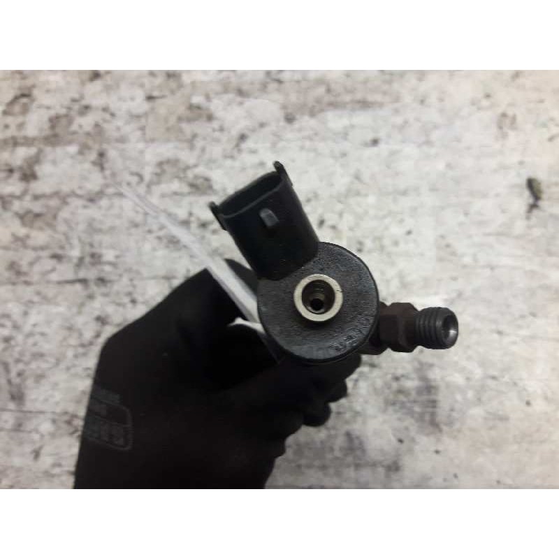 Recambio de inyector para hyundai accent (lc) crdi gl referencia OEM IAM 3380027000 2