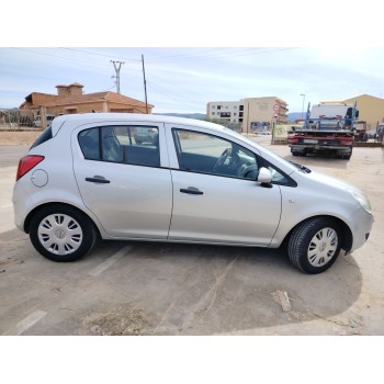 opel corsa d del año 2009