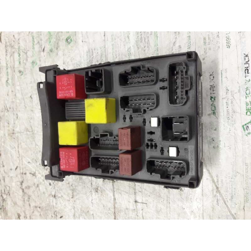 Recambio de caja reles / fusibles para renault espace iv (jk0) grand espace expression referencia OEM IAM 8200316858 8200283815 - Negro 3