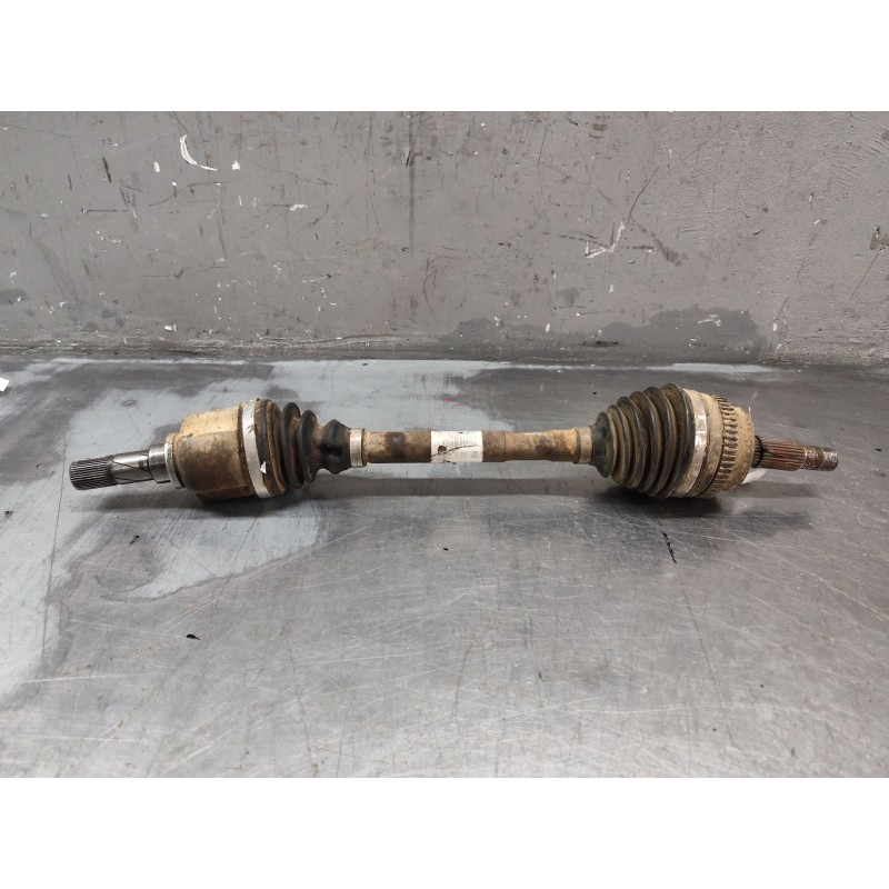 Recambio de transmision delantera izquierda para renault master ii furgoneta (fd) 2.5 dci referencia OEM IAM 8200414939  