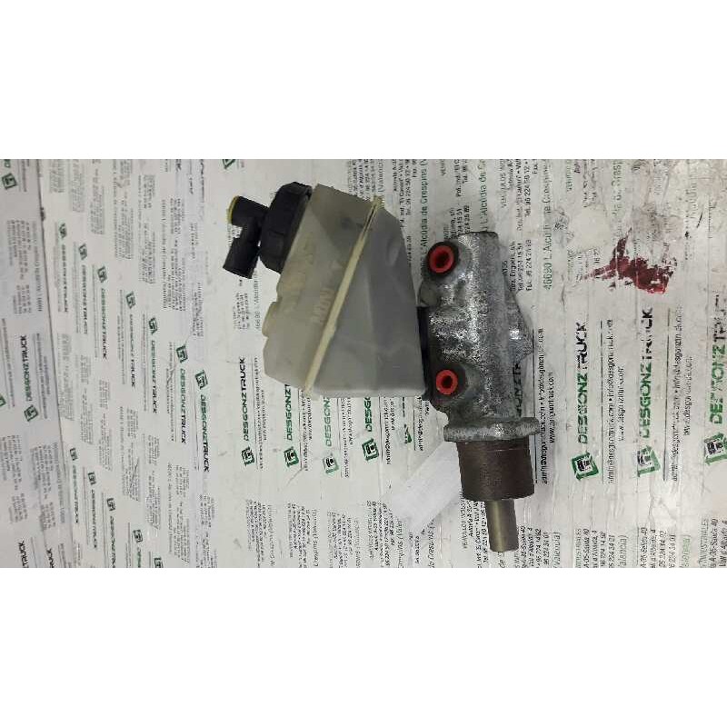 Recambio de bomba freno para renault kangoo (f/kc0) alize referencia OEM IAM 7700417649 - Blanco 2