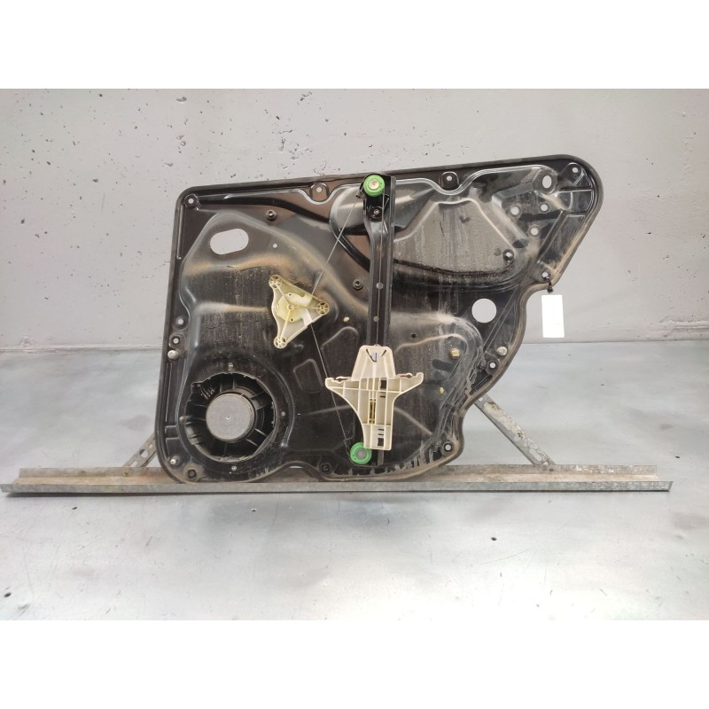 Recambio de elevalunas trasero izquierdo para volkswagen passat berlina (3c2) advance referencia OEM IAM - Negro 2