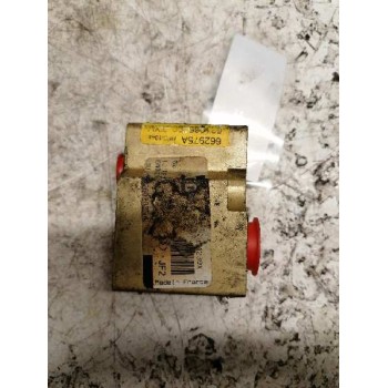 Recambio de valvula expansion para audi a3 (8l) 1.9 tdi ambiente referencia OEM IAM 52106599 1J182010 