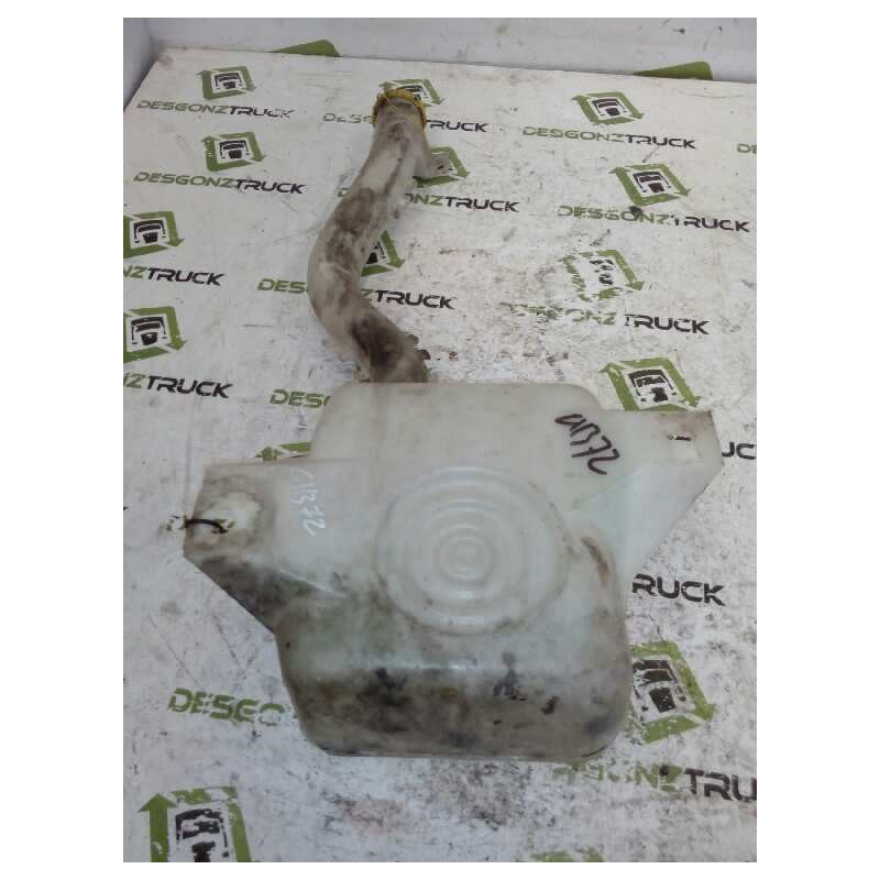 Recambio de deposito limpia para ford transit mod.2000 caja abierta ft 350 2.4 largo referencia OEM IAM YC1513K185 - Blanco 2