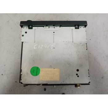 Recambio de sistema audio / radio cd para renault magnum ab diesel referencia OEM IAM 7421232864  21074495