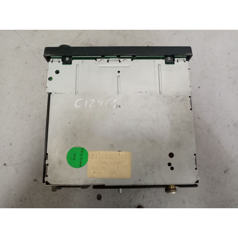 Recambio de sistema audio / radio cd para renault magnum ab diesel referencia OEM IAM 7421232864  21074495 - Blanco 2