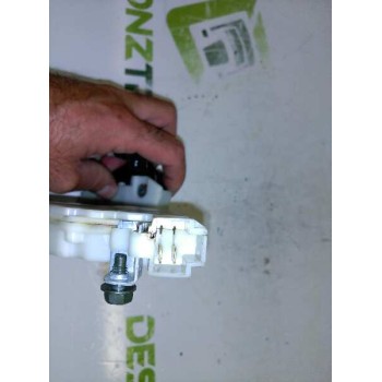Recambio de cerradura puerta trasera izquierda para nissan almera (n15) lx referencia OEM IAM   