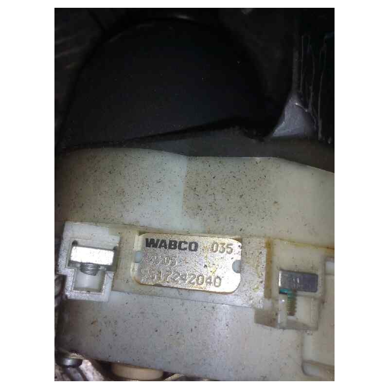 Recambio de palanca freno de mano para volvo fh 12 2002  12.1 diesel (d12d460) referencia OEM IAM 20367533 9617242040 - Blanco 2