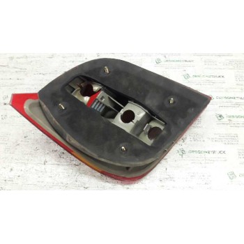Recambio de piloto trasero derecho para ford fiesta berl./courier surf referencia OEM IAM 89FG13A602  