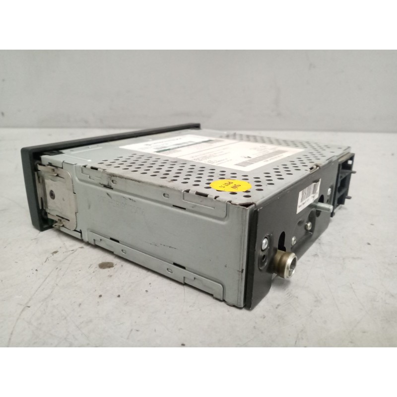 Recambio de sistema audio / radio cd para renault magnum ab diesel referencia OEM IAM 7421232864  21074495 - Blanco 4