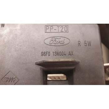 Recambio de piloto trasero derecho para ford fiesta berlina ghia referencia OEM IAM 96FG13N004  