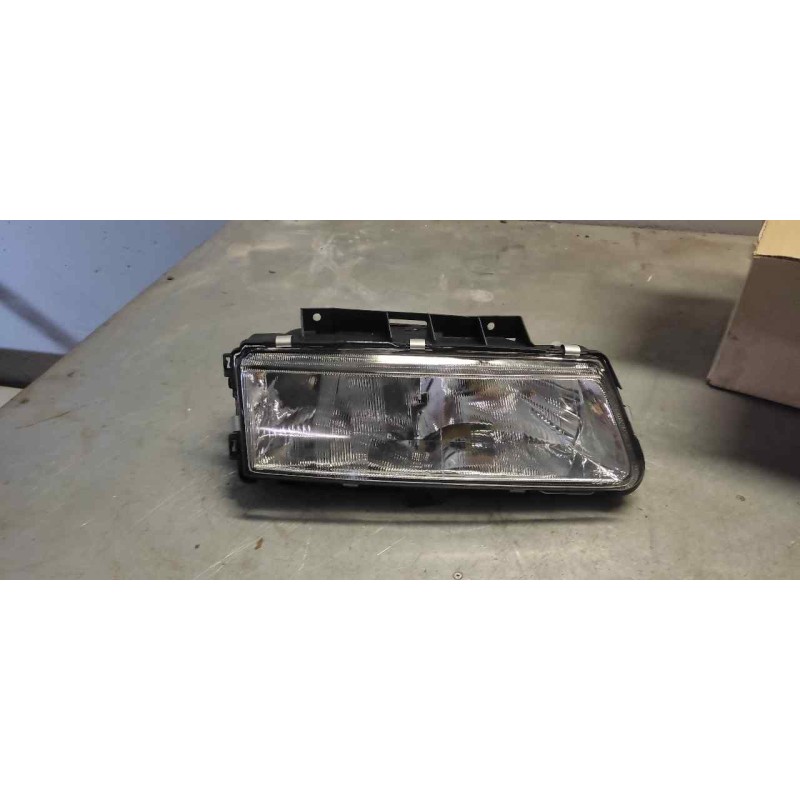 Recambio de faro derecho para citroën xantia berlina 2.0i 16v vsx referencia OEM IAM  NUEVO 