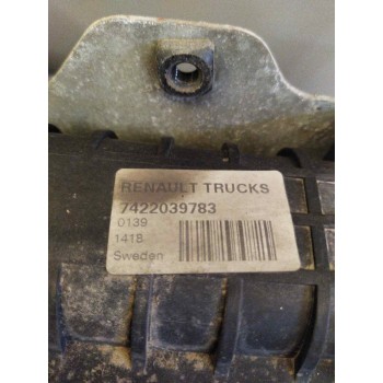 Recambio de radiador agua para renault serie t fg 4x2 cabina high-sleeper referencia OEM IAM 7422039783  