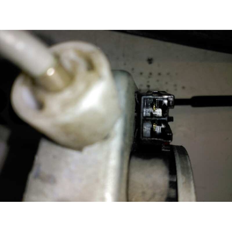 Recambio de elevalunas delantero derecho para nissan almera (n15) lx referencia OEM IAM - Rojo 2