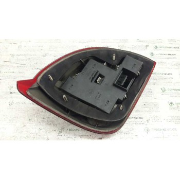 Recambio de piloto trasero derecho para ford fiesta berlina ghia referencia OEM IAM 96FG13N004  