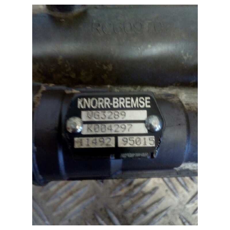 Recambio de servo embrague para iveco eurotech cursor (mh) chasis  (190 e 35) larga distancia referencia OEM IAM VG3289 K004297 - Naranja 2