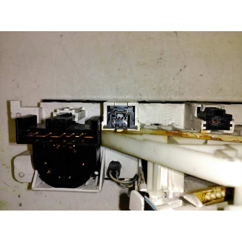 Recambio de mando calefaccion / aire acondicionado para nissan almera (n15) lx referencia OEM IAM - Rojo 3