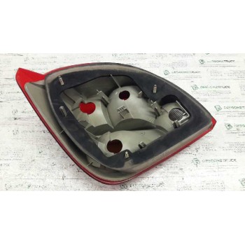 Recambio de piloto trasero derecho para ford fiesta berlina ghia referencia OEM IAM   