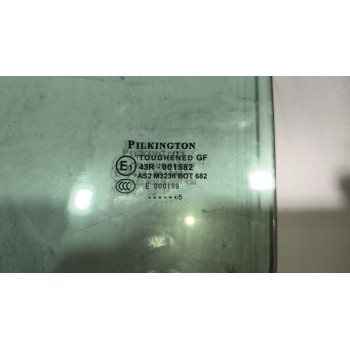 Recambio de luna delantera izquierda para nissan nt500 referencia OEM IAM 80301MB40A  