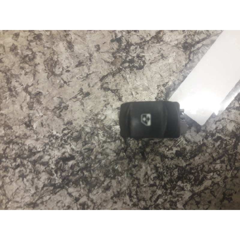 Recambio de mando elevalunas delantero derecho para renault megane ii berlina 5p confort authentique referencia OEM IAM 2808201 - Negro
