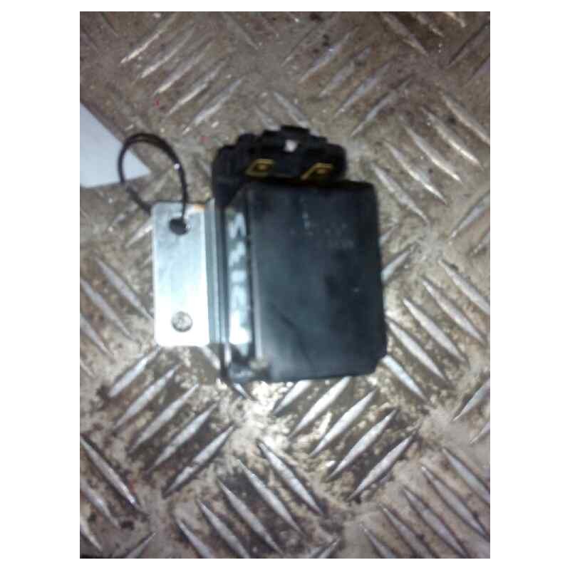 Recambio de modulo electronico para nissan cabstar e cabina simple cabina individual referencia OEM IAM 28890B8060  RELE TEMPORI - Blanco