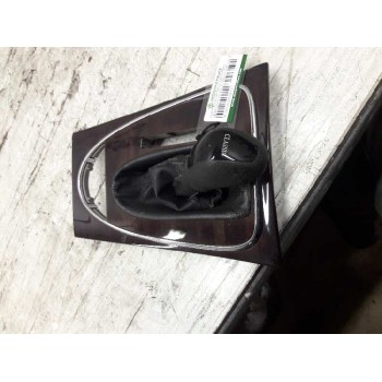 GUARNECIDOS PALANCA CAMBIO ALUMINIO LA TAPICERIA ESTA UN POCO ESTROPEADO
